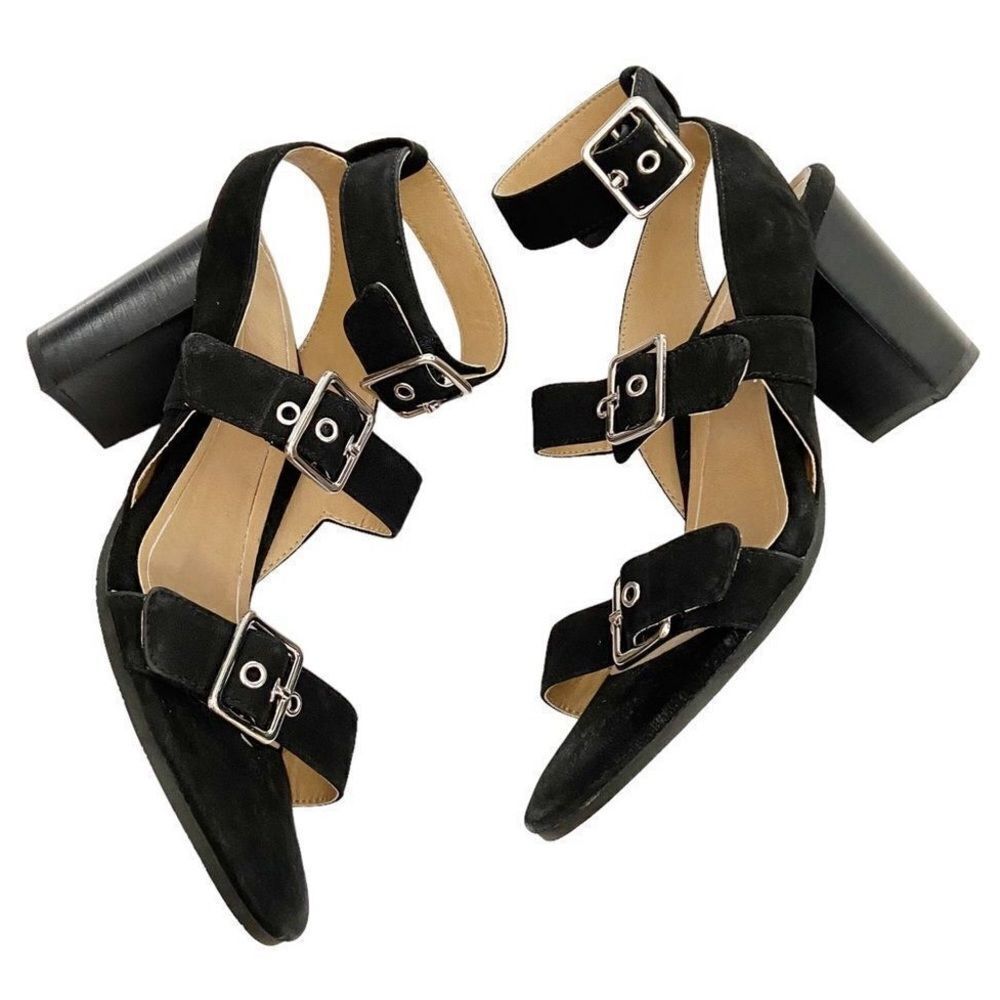 Vionic Carmel Heeled Comfort Sandal Buckle Detail sandal size 7/38